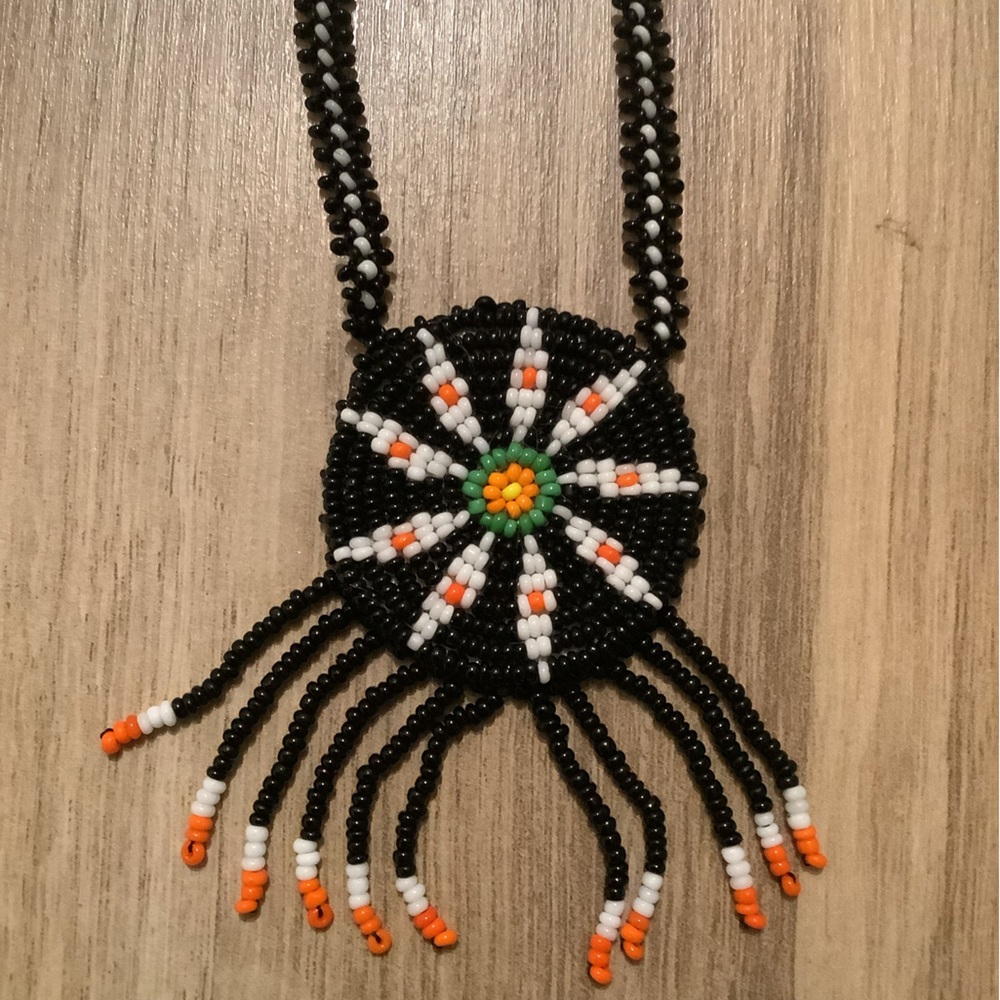 Vintage flower Beaded necklace